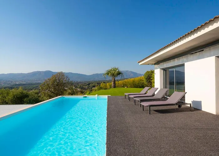 Magnifique Vue Mer, Piscine, 190 M2 , 4 Chb, 3 Sdb, Clim Villa Bastelicaccia