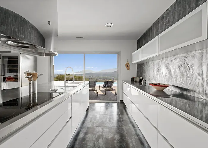 Magnifique Vue Mer, Piscine, 190 M2 , 4 Chb, 3 Sdb, Clim Villa Bastelicaccia