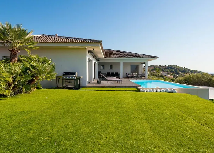 Magnifique Vue Mer, Piscine, 190 M2 , 4 Chb, 3 Sdb, Clim Bastelicaccia